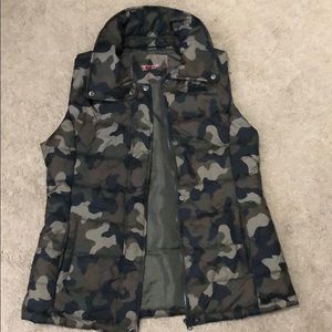 Camo vest